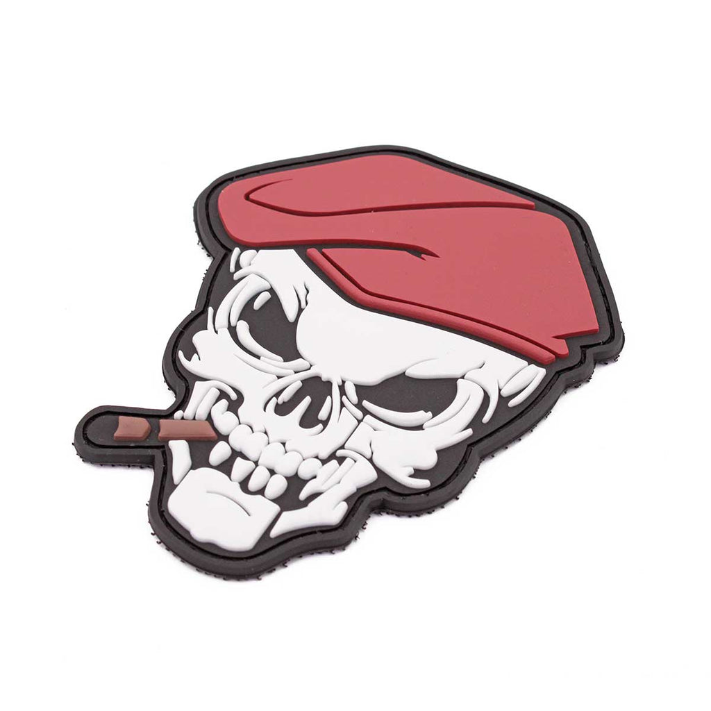 Patch 3D PVC craniu cu bereta si trabuc Immortal Warrior